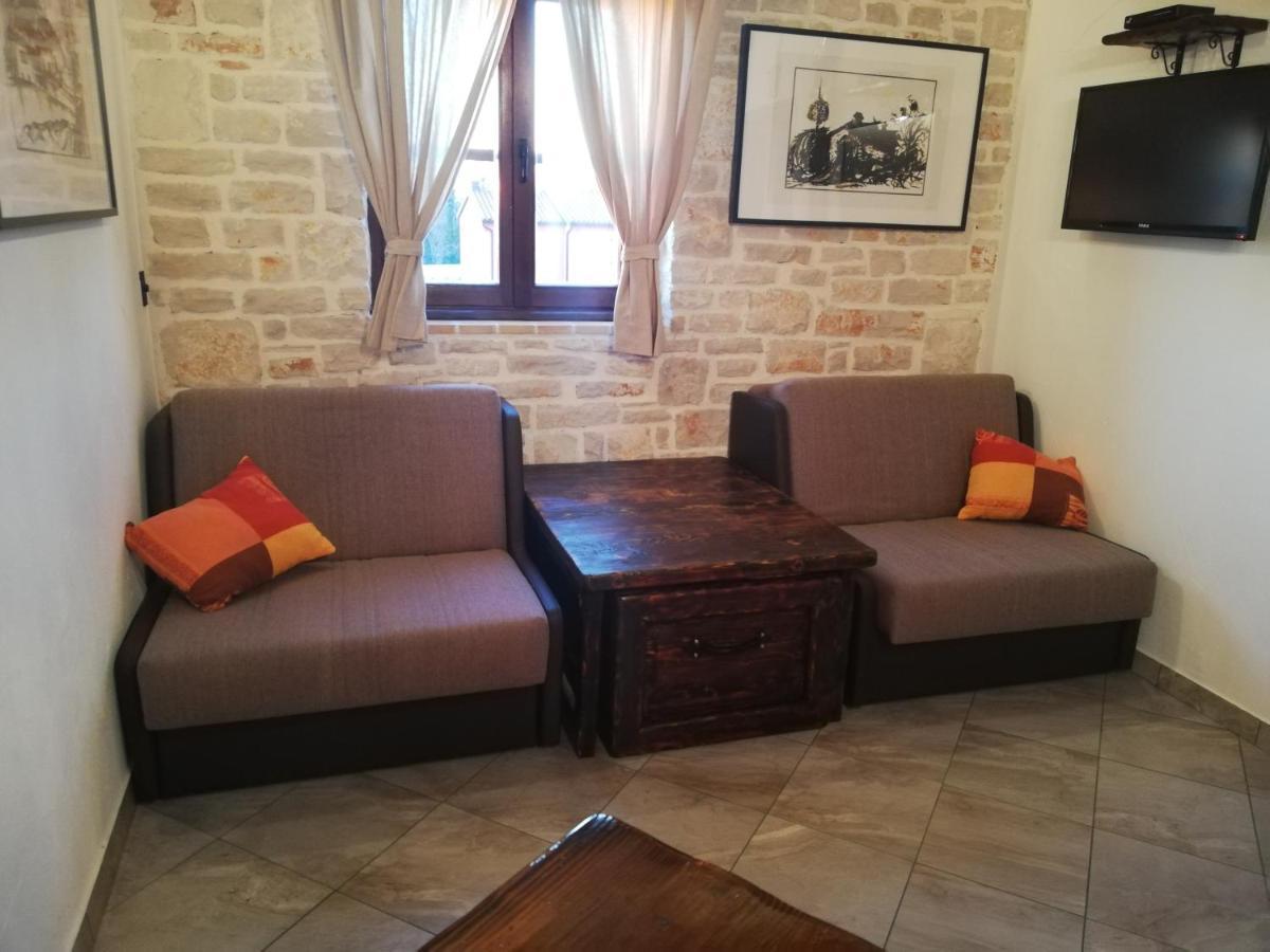 Apartments Oliva Fiorini Zewnętrze zdjęcie